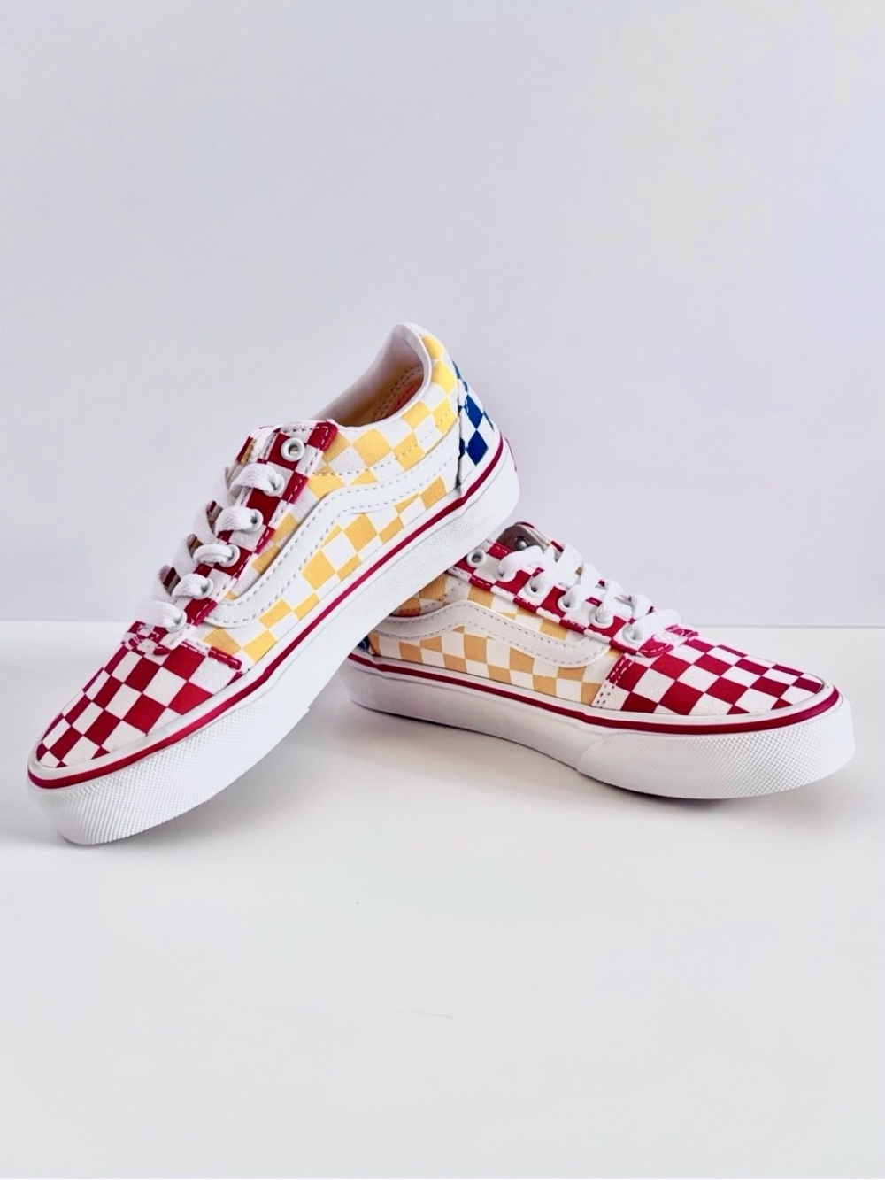 NWOT Vans Checkerboard Little Kid Sneakers Multicolor Lace‑Up Unisex Size 13
